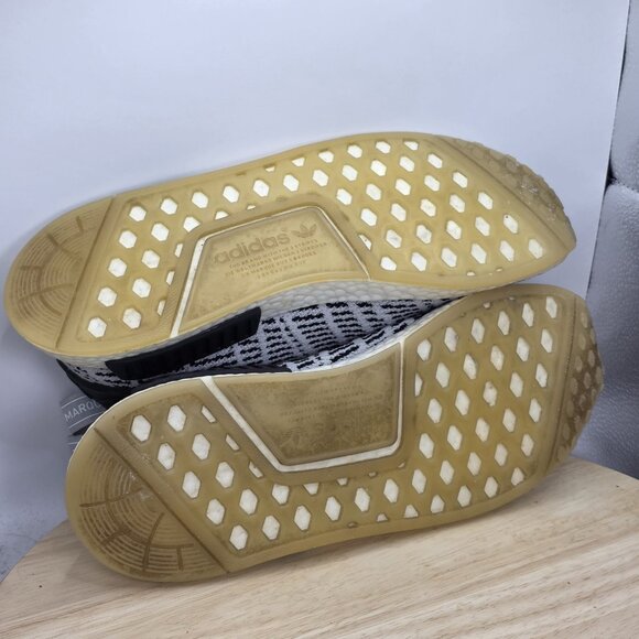 Adidas Mens NMD R1 CQ2387 Gray Running Shoes Sneakers Size 10 - Picture 8 of 9